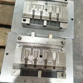 長安塑膠模具制造與塑膠制品產(chǎn)業(yè) 技術(shù)與創(chuàng)新驅(qū)動的發(fā)展